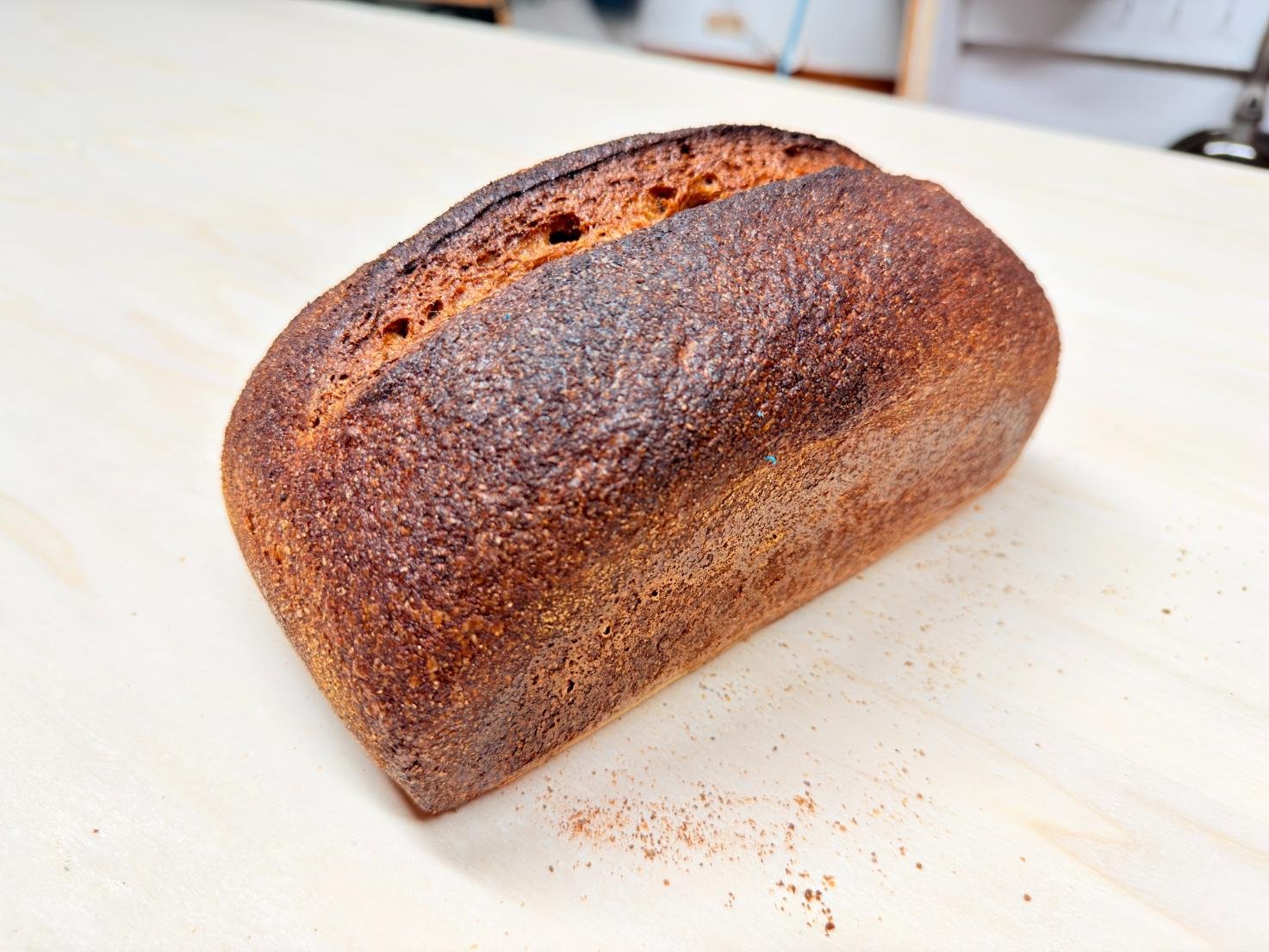 Whole Wheat Organic Sourdough Sandwich Loaf - Image 2